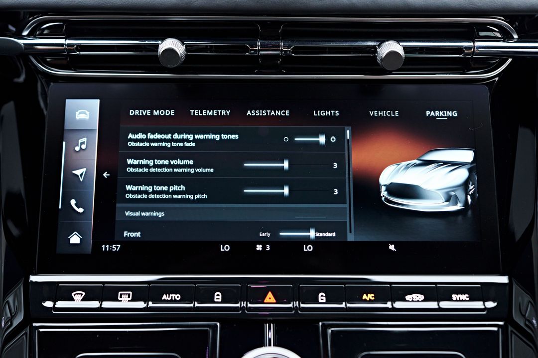 2024 Aston Martin DB12