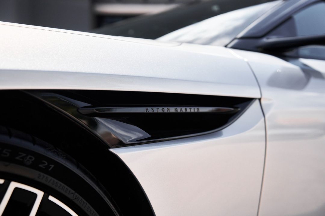 2024 Aston Martin DB12