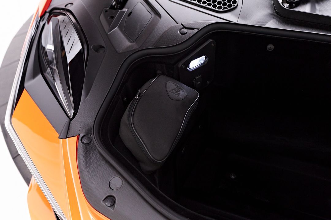 2024 Lamborghini Revuelto