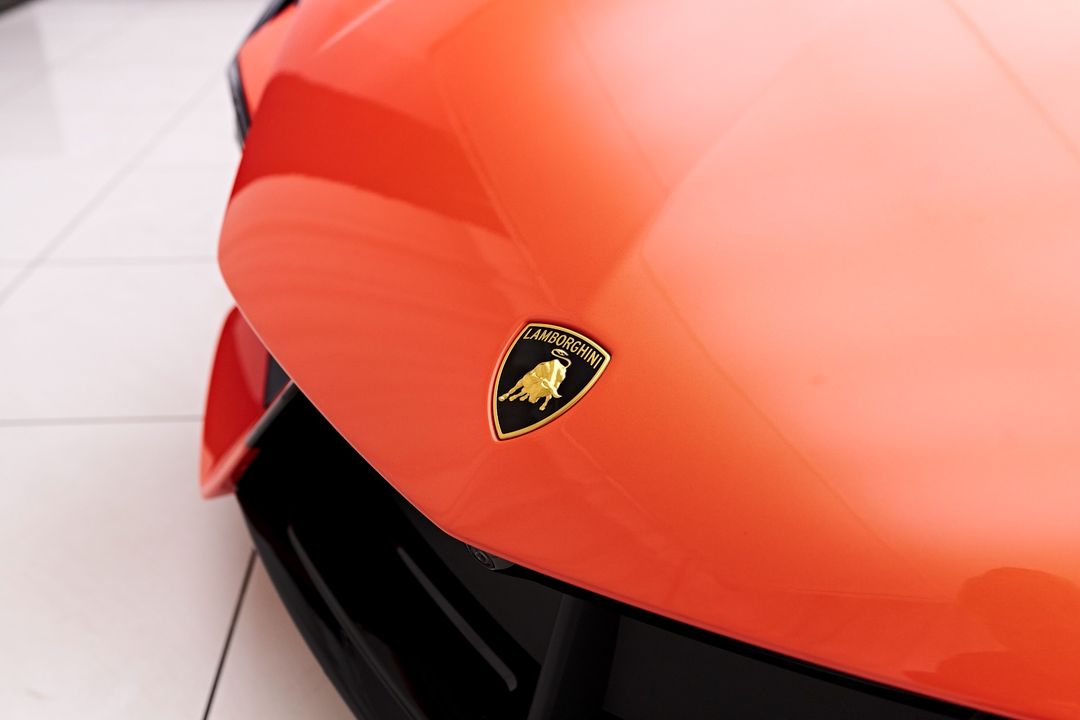 2024 Lamborghini Revuelto