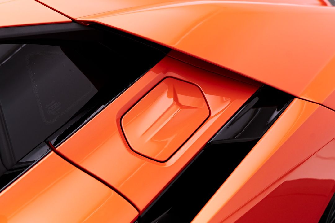 2024 Lamborghini Revuelto