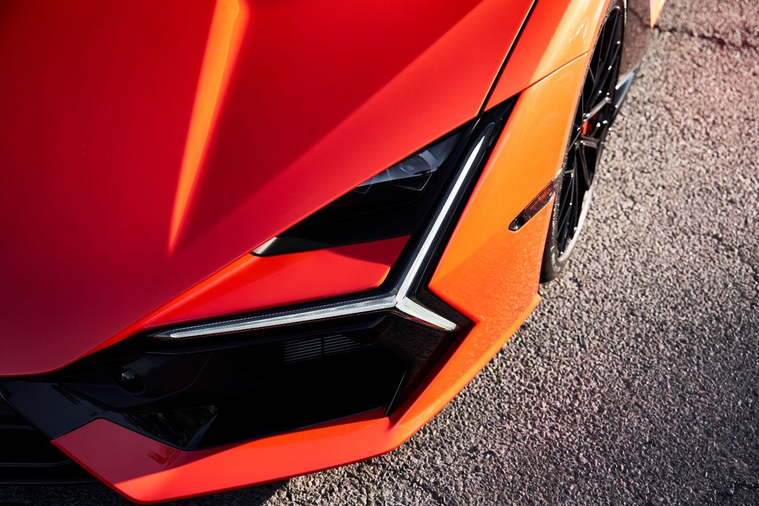 2024 Lamborghini Revuelto