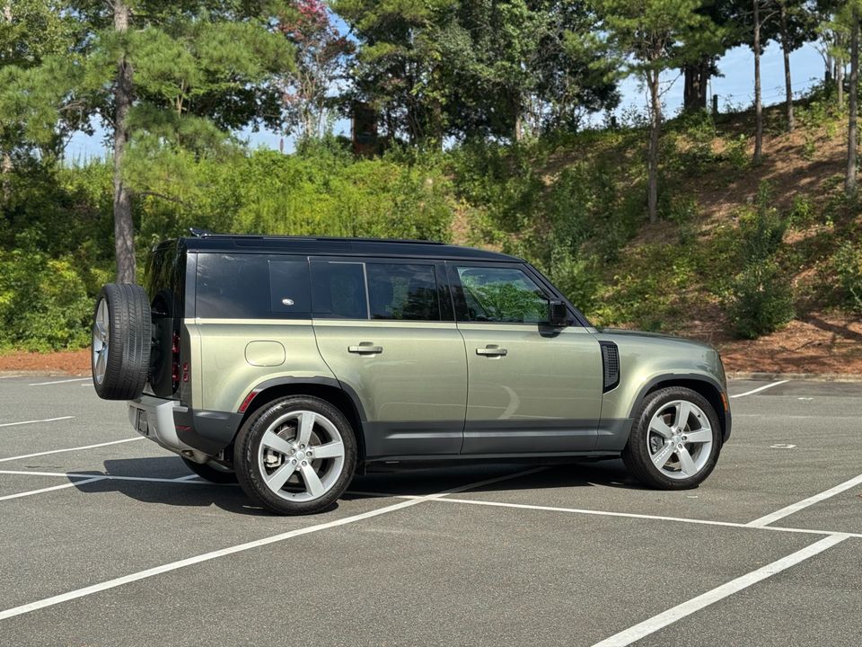 2024 Land Rover Defender 110 P400 S