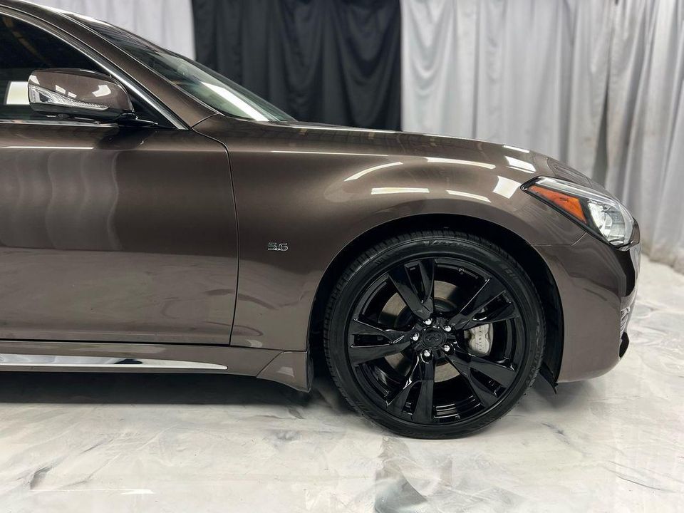 2015 INFINITI Q70L