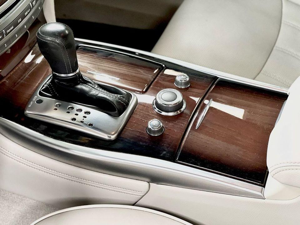 2015 INFINITI Q70L