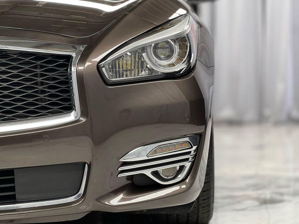 2015 INFINITI Q70L