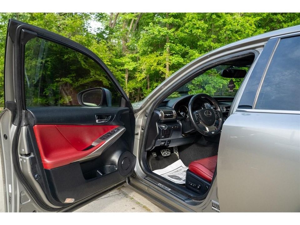 2015 Lexus IS