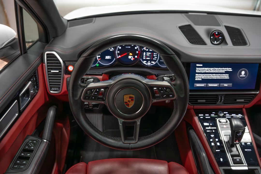 2022 Porsche Cayenne