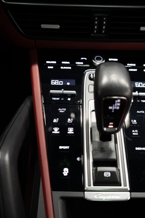 2022 Porsche Cayenne