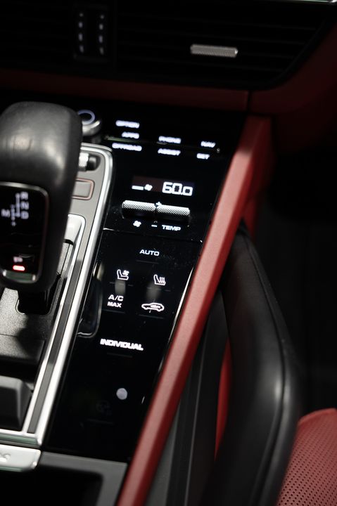 2022 Porsche Cayenne