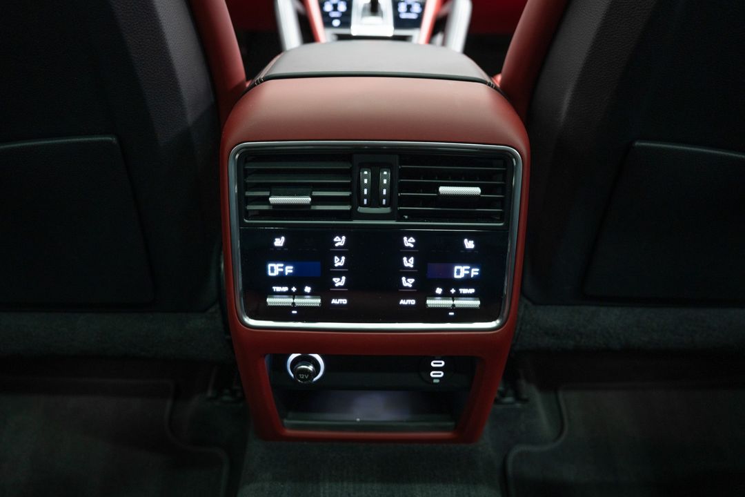 2022 Porsche Cayenne