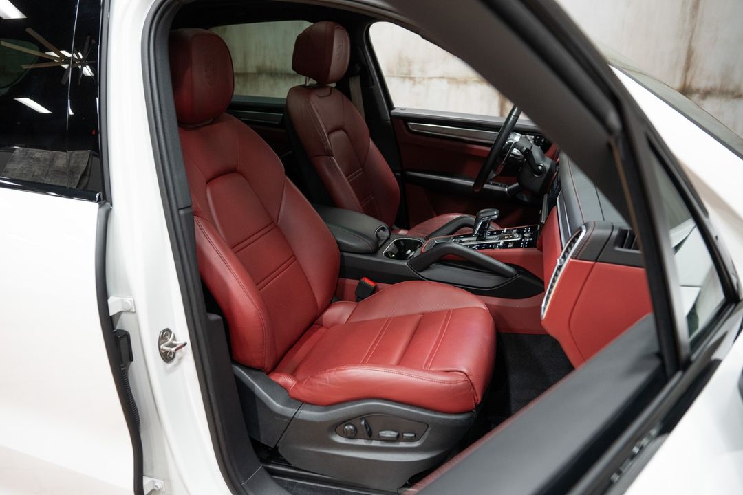 2022 Porsche Cayenne