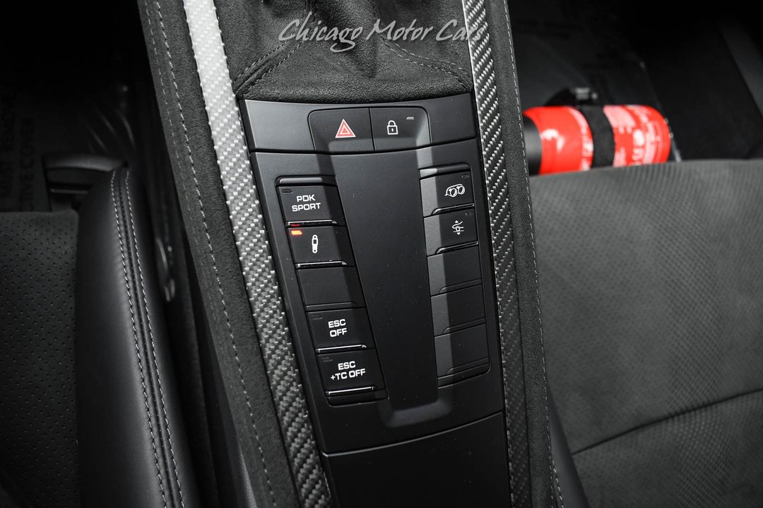 2023 Porsche 718 Cayman GT4 RS