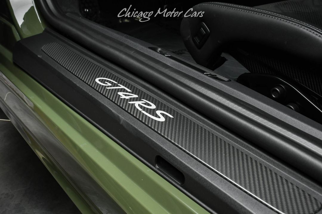 2023 Porsche 718 Cayman GT4 RS