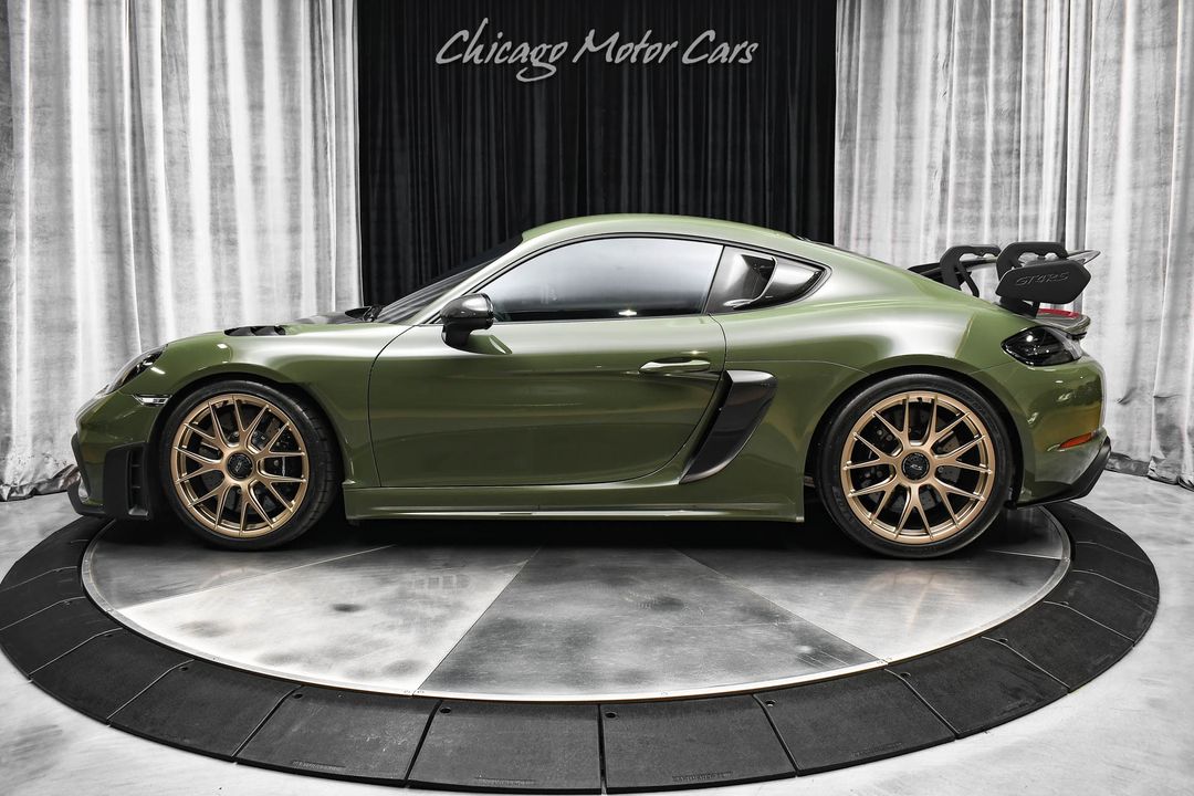 2023 Porsche 718 Cayman GT4 RS