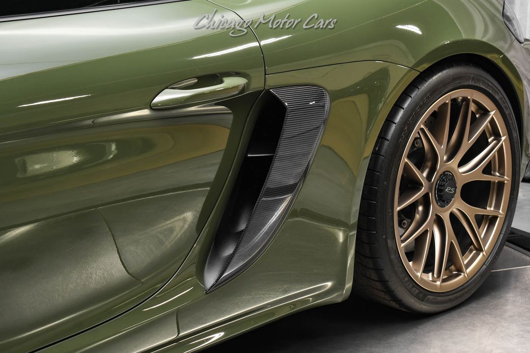 2023 Porsche 718 Cayman GT4 RS