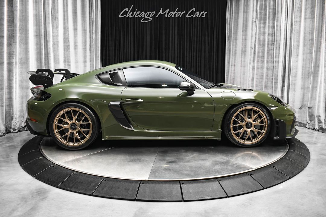 2023 Porsche 718 Cayman GT4 RS