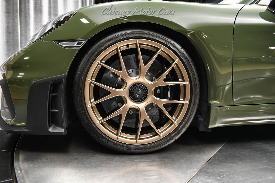 2023 Porsche 718 Cayman GT4 RS