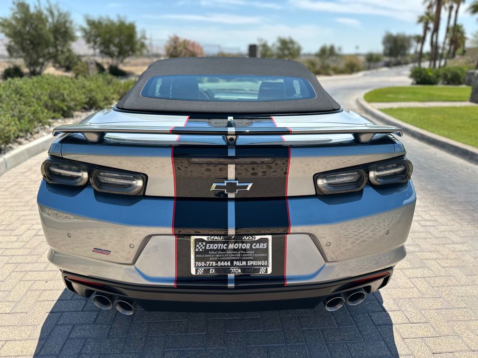 2024 Chevrolet Camaro 2