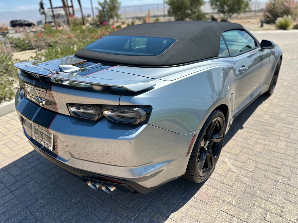 2024 Chevrolet Camaro 2