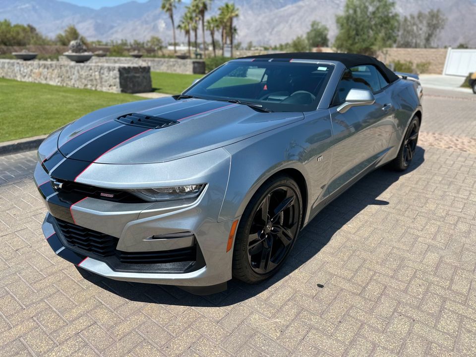 2024 Chevrolet Camaro 2