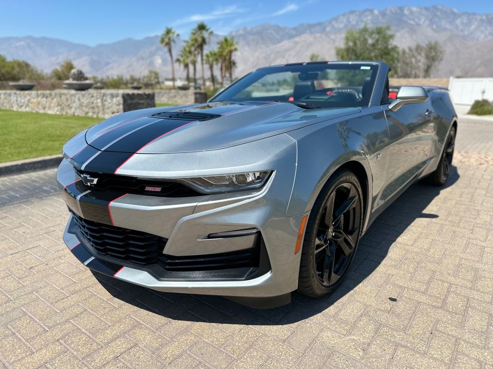 2024 Chevrolet Camaro 2