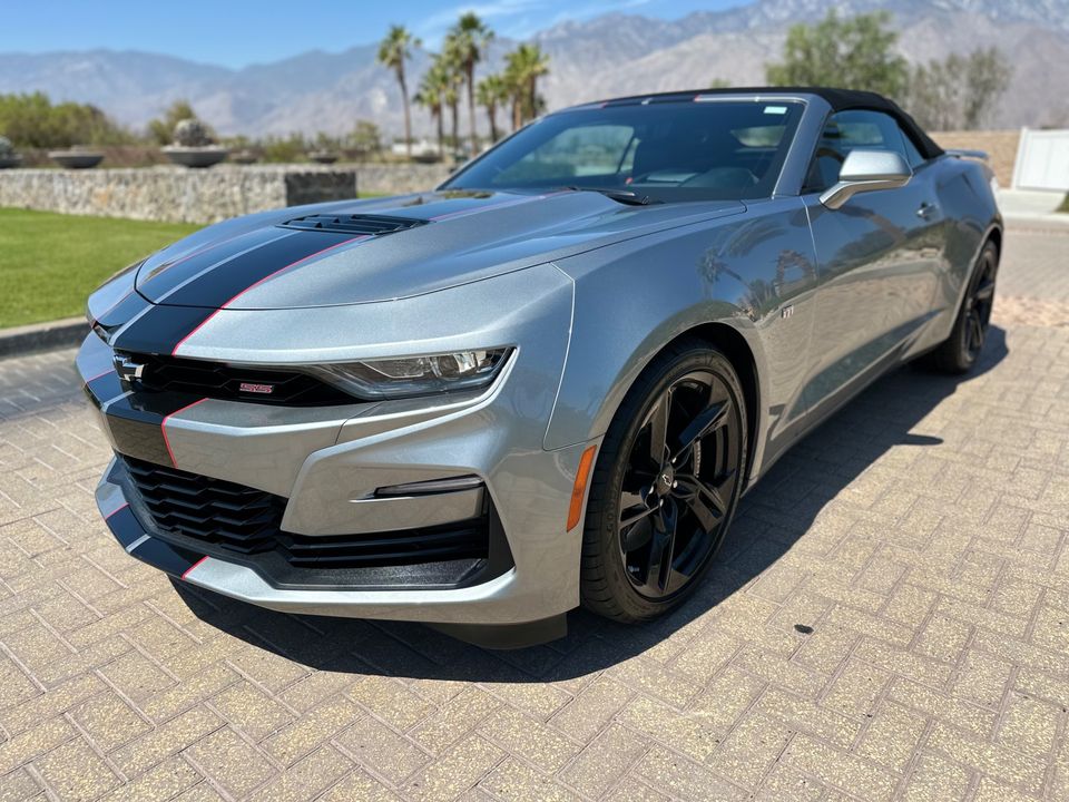 2024 Chevrolet Camaro 2