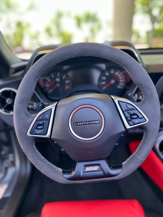 2024 Chevrolet Camaro 2