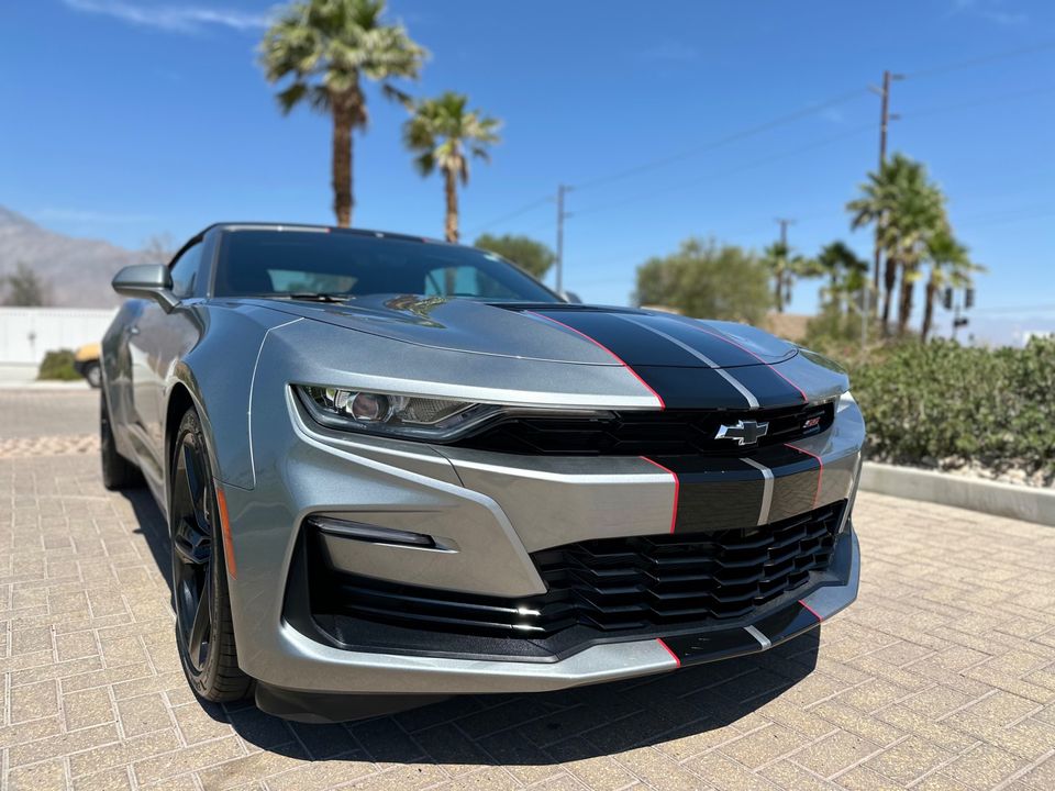 2024 Chevrolet Camaro 2
