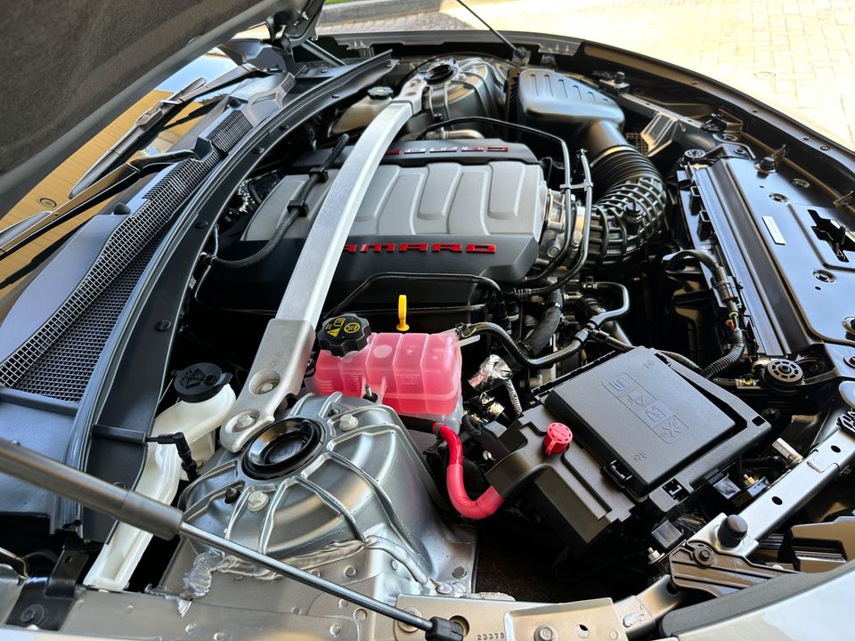 2024 Chevrolet Camaro 2
