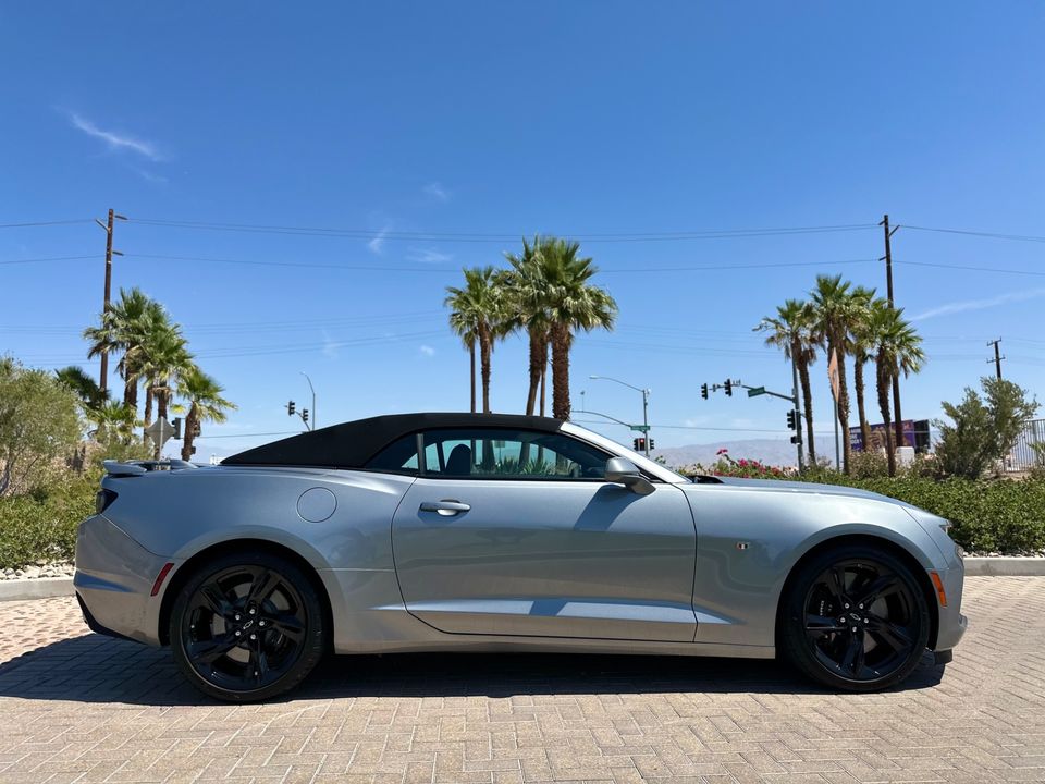 2024 Chevrolet Camaro 2