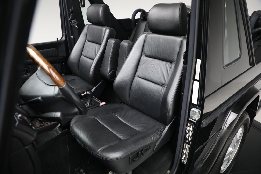 2000 Mercedes-Benz G500