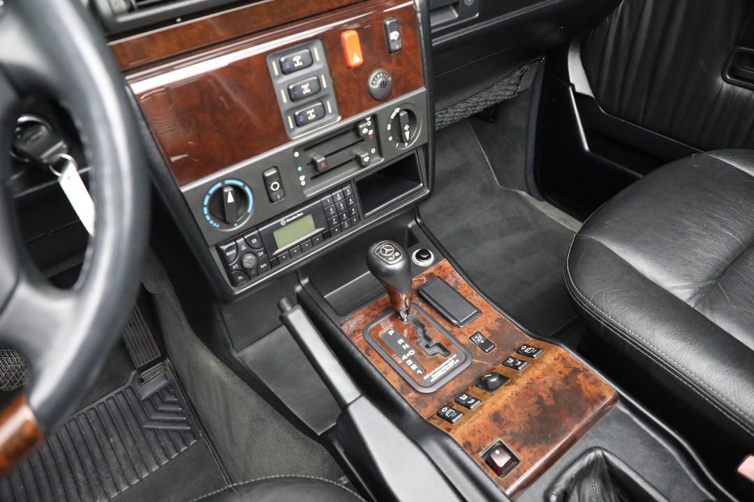 2000 Mercedes-Benz G500