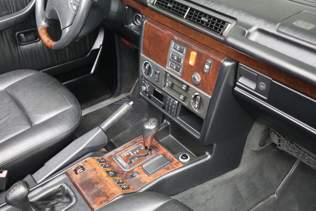 2000 Mercedes-Benz G500