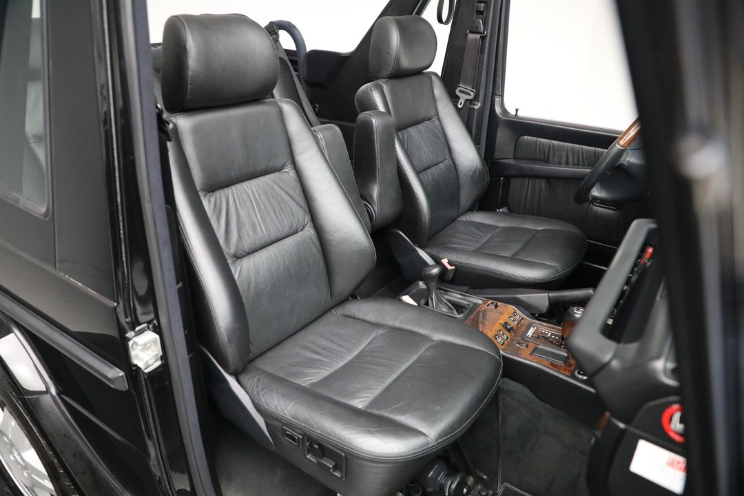 2000 Mercedes-Benz G500