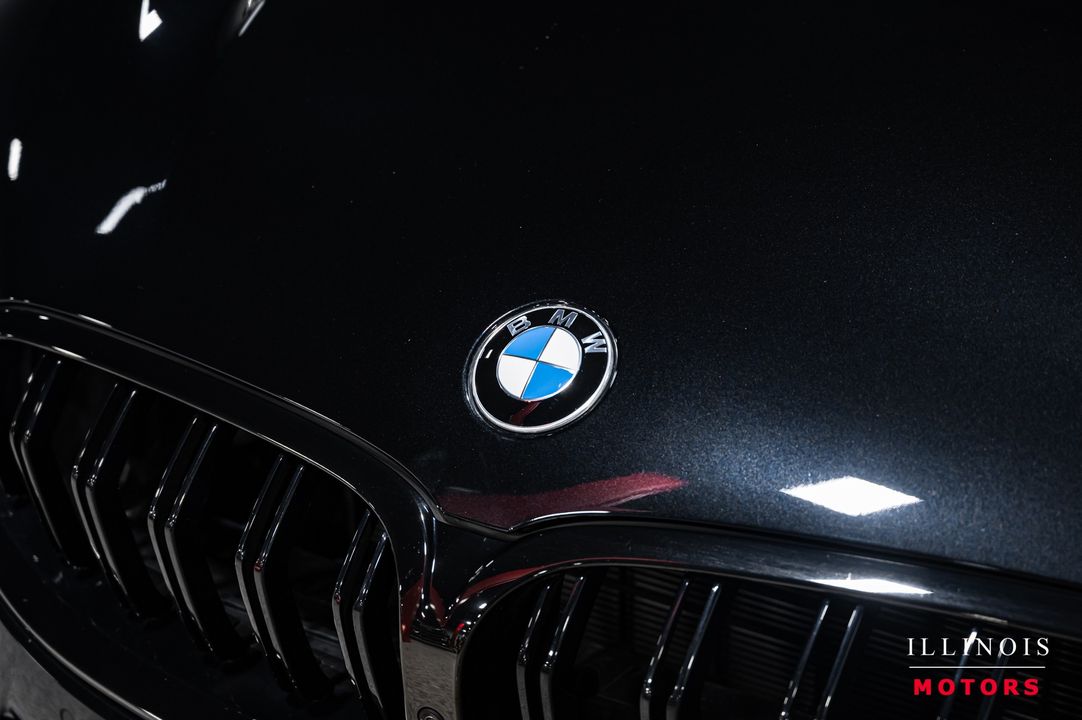 2023 BMW M8