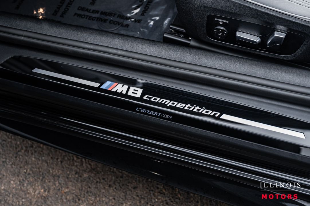 2023 BMW M8