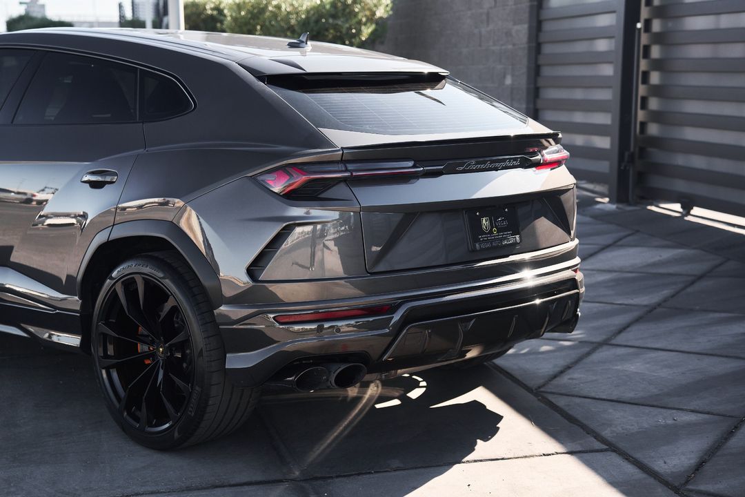 2022 Lamborghini Urus