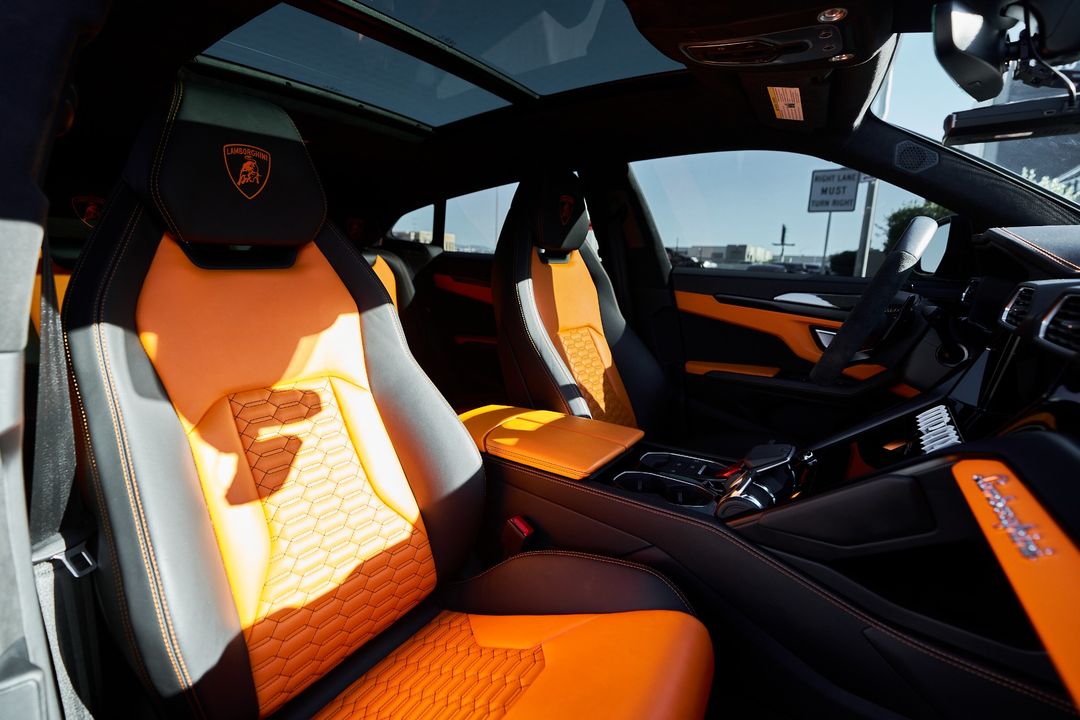 2022 Lamborghini Urus