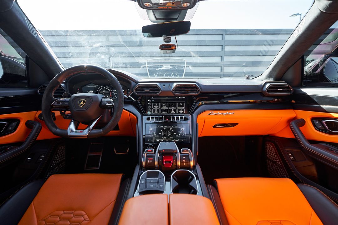 2022 Lamborghini Urus
