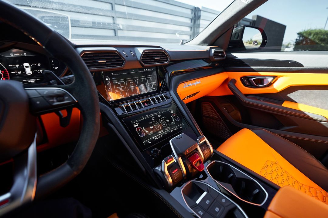2022 Lamborghini Urus