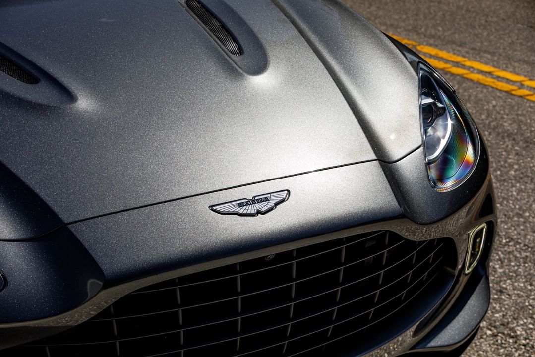 2021 Aston Martin DBX