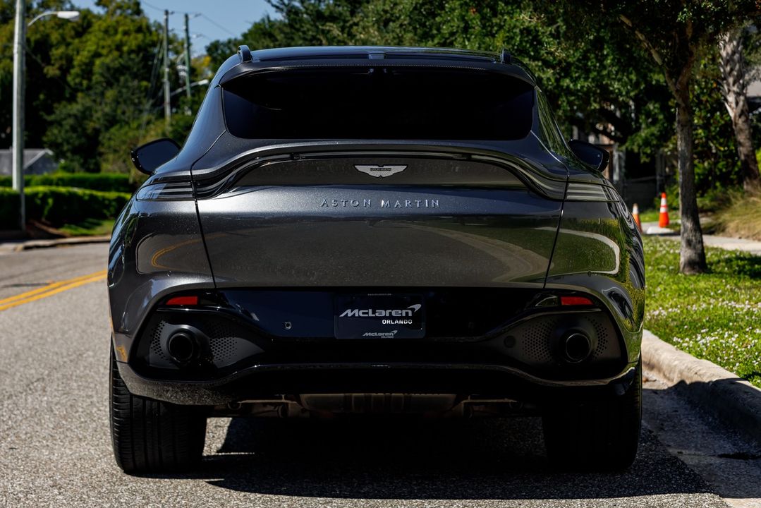 2021 Aston Martin DBX