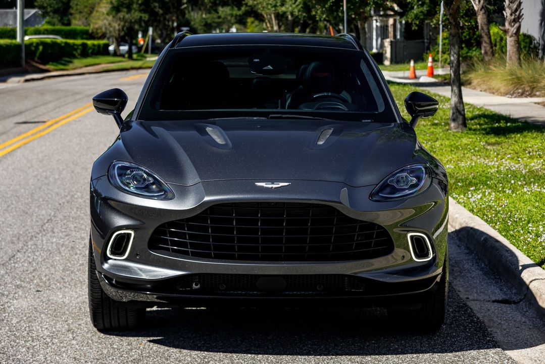 2021 Aston Martin DBX