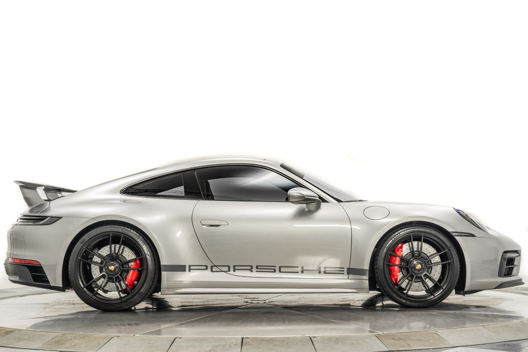 2022 Porsche 911
