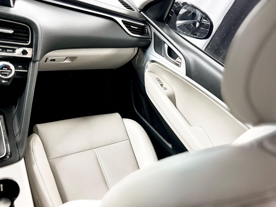 2019 Genesis G70