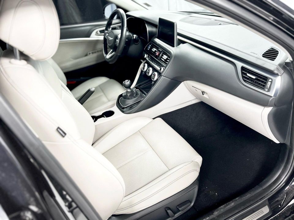2019 Genesis G70