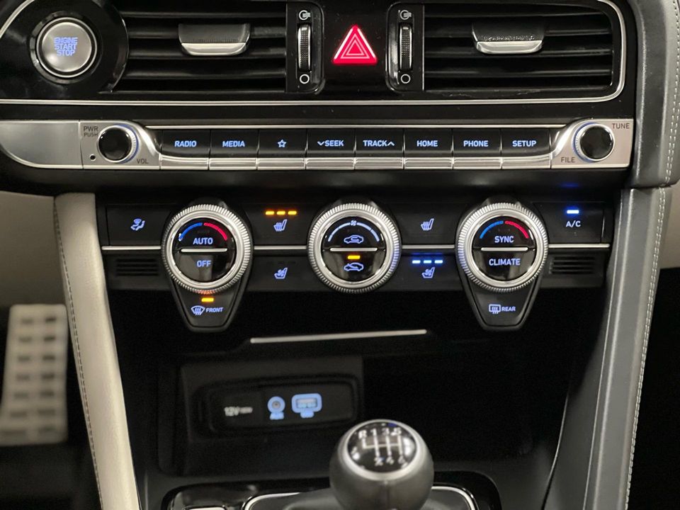 2019 Genesis G70