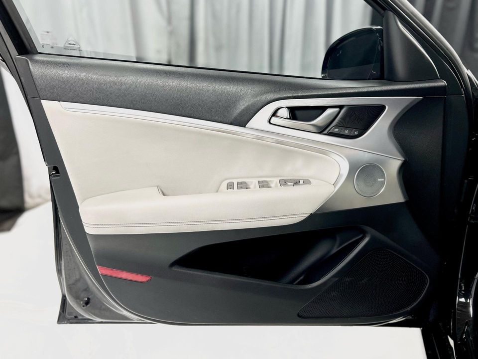 2019 Genesis G70