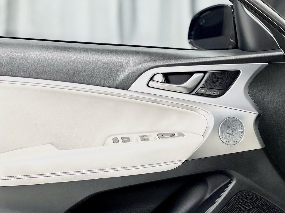 2019 Genesis G70